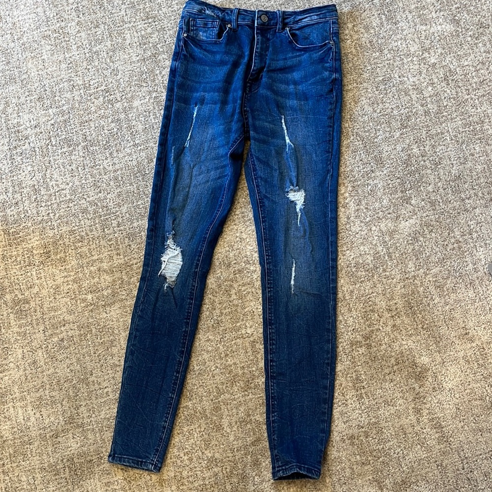 Forever 21 High Rise Skinny Distressed Jegging size 27